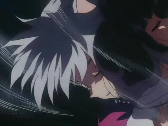 Otaku Gallery  / Anime e Manga / Inu-Yasha / Screen Shots / Episodi / 023 - La voce di Kagome e il bacio di Kikyo / 085.jpg